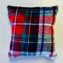 Load image into Gallery viewer, Nelly Holiday Catnip Pillows (Holiday Plaid)