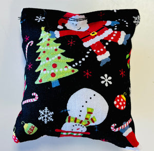 Nelly Holiday Catnip Pillows (Santa and Snowman)